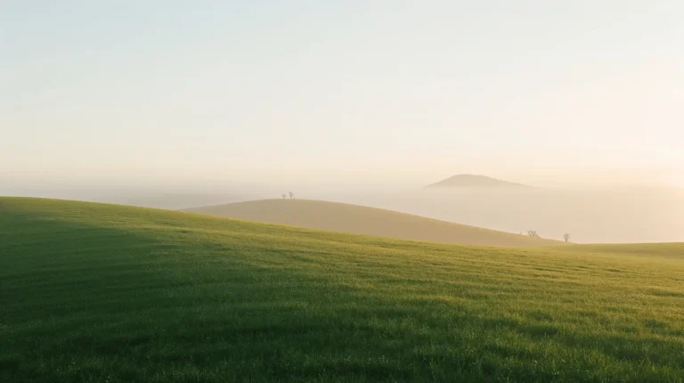 clean-and-calm-minimal-wallpapers-for-desktop-soft-green-hills-nature