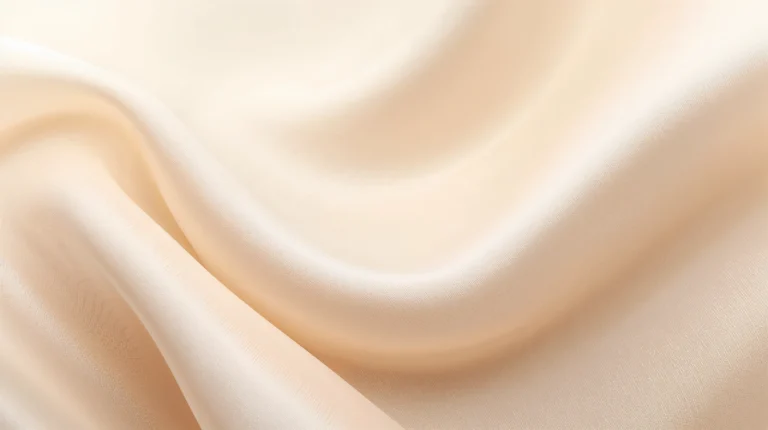 clean-laptop-wallpapers-for-productivity-warm-neutral-gradient-4k-light