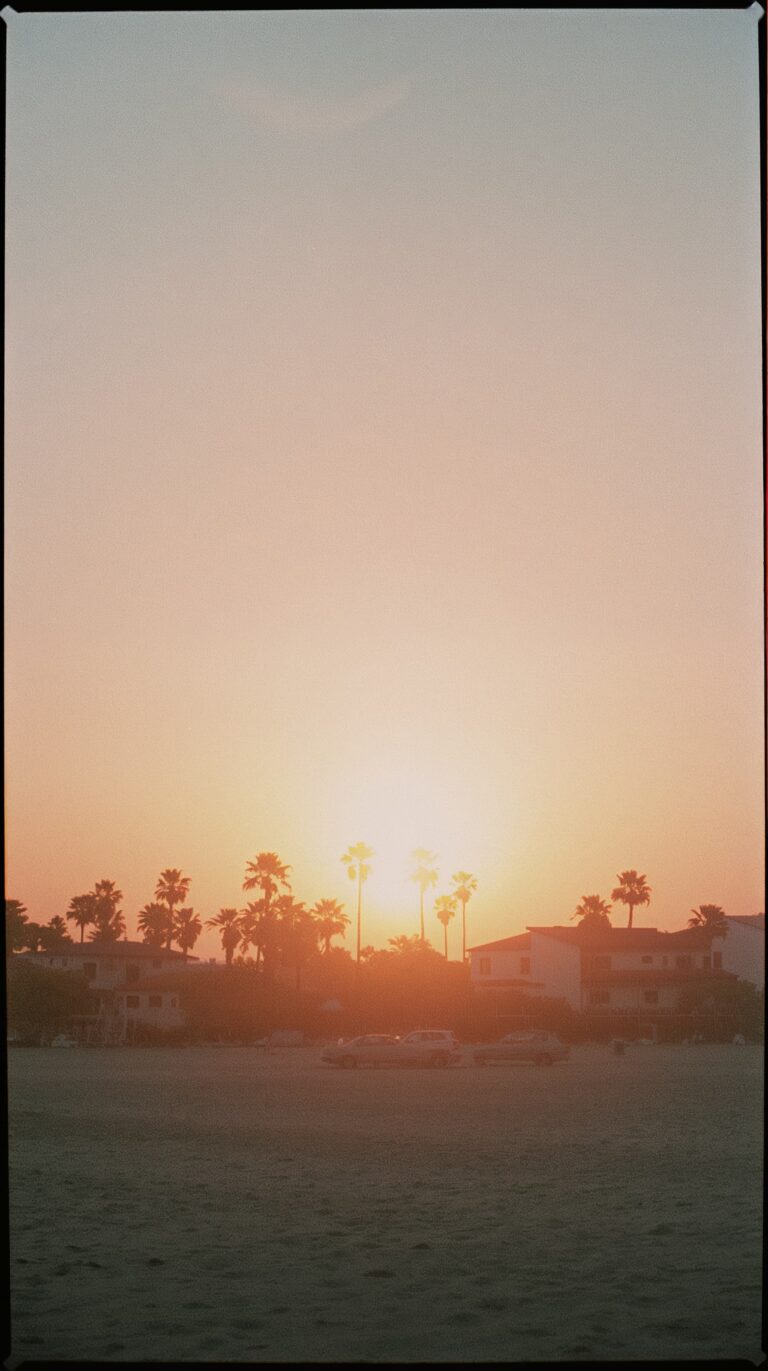 vintage-beach-wallpapers-aesthetic-sunset-phone