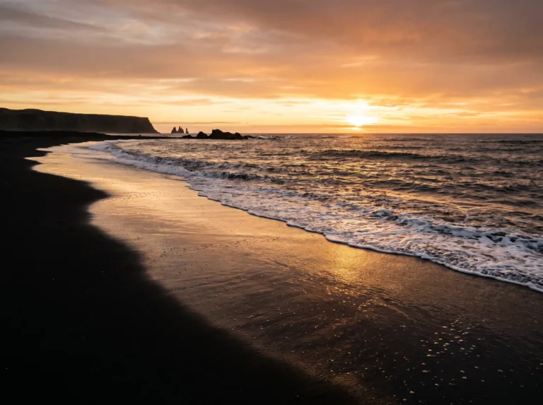 black-beach-wallpapers-aesthetic-ipad-golden-reflections
