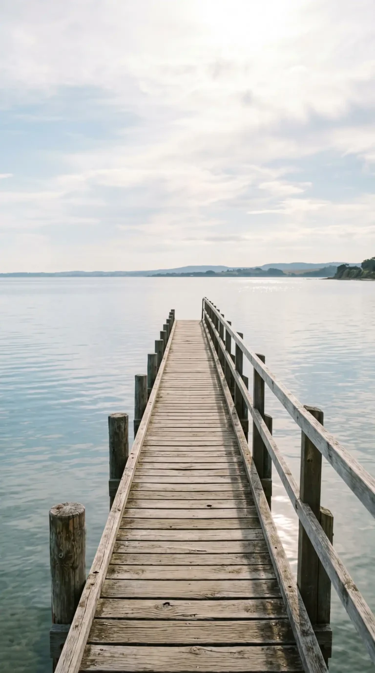 neutral-summer-wallpapers-phone-pier