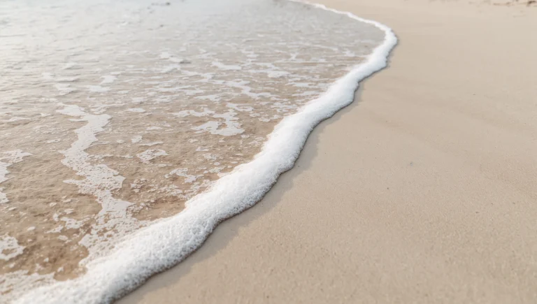 clean-summer-wallpapers-aesthetic-sandy-wave-line-laptop